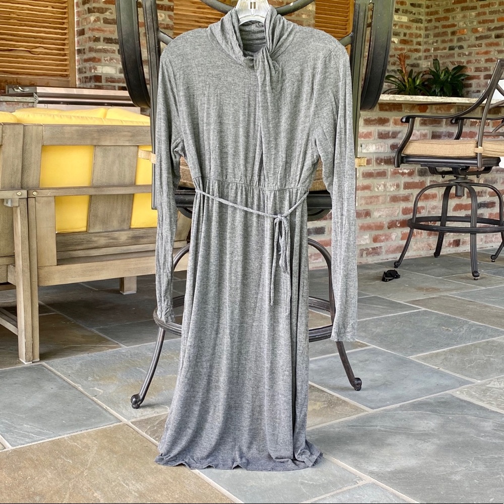 Excellent condition!!! Maternity dress size M